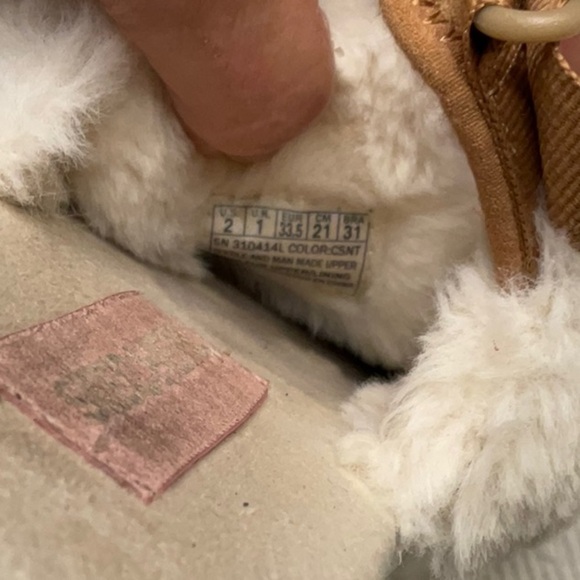 Skechers Street Goldie Cozy Kids shows. Size 2. - Picture 5 of 8